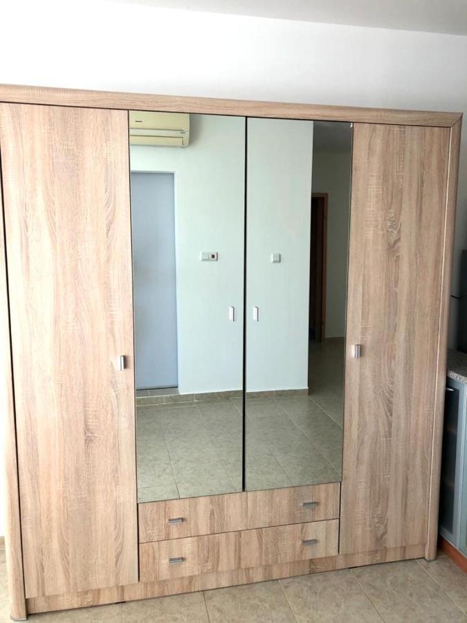 Beach Apartment No 17 Saints Constantine and Helena Esterno foto